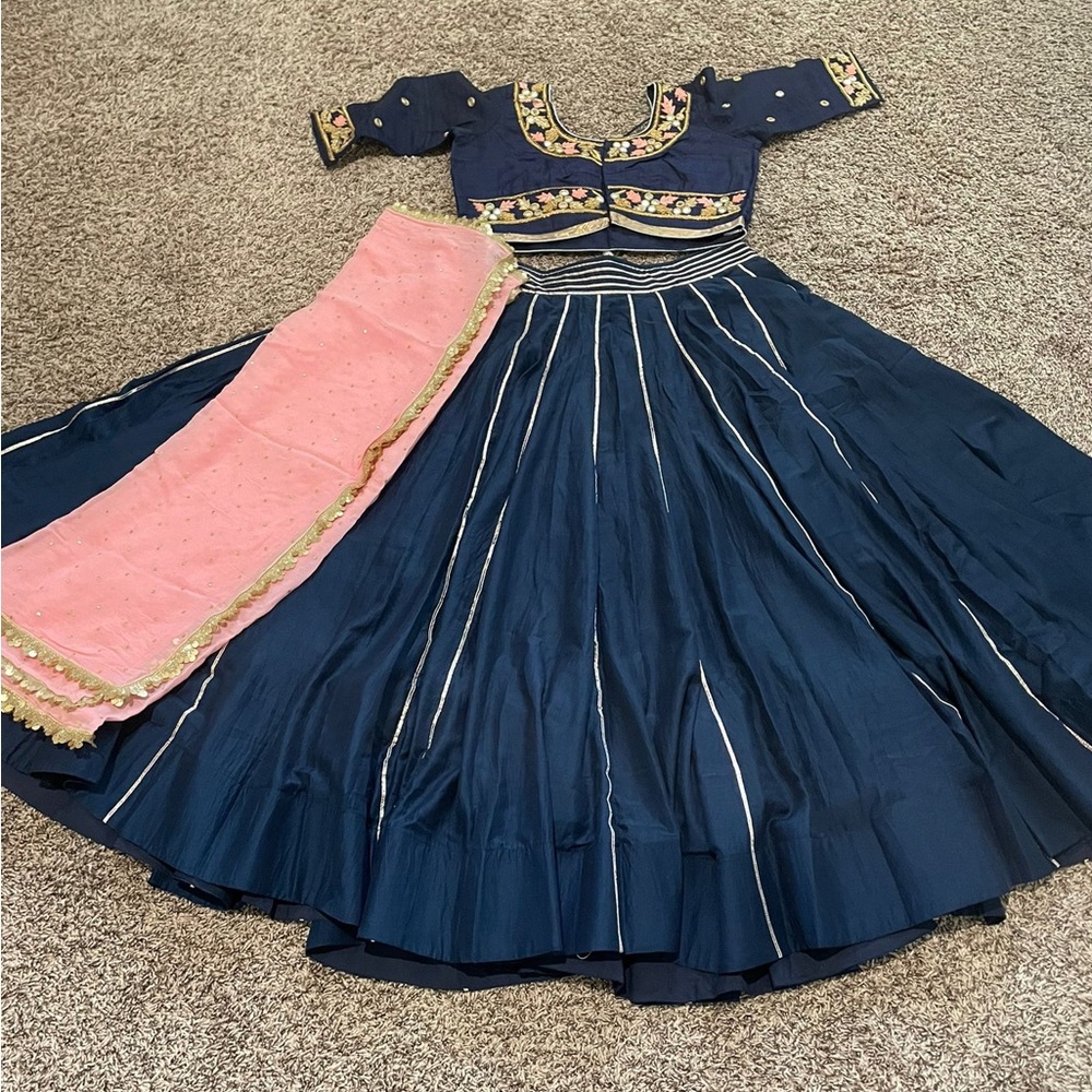Beautiful lehenga choli chaniya choli